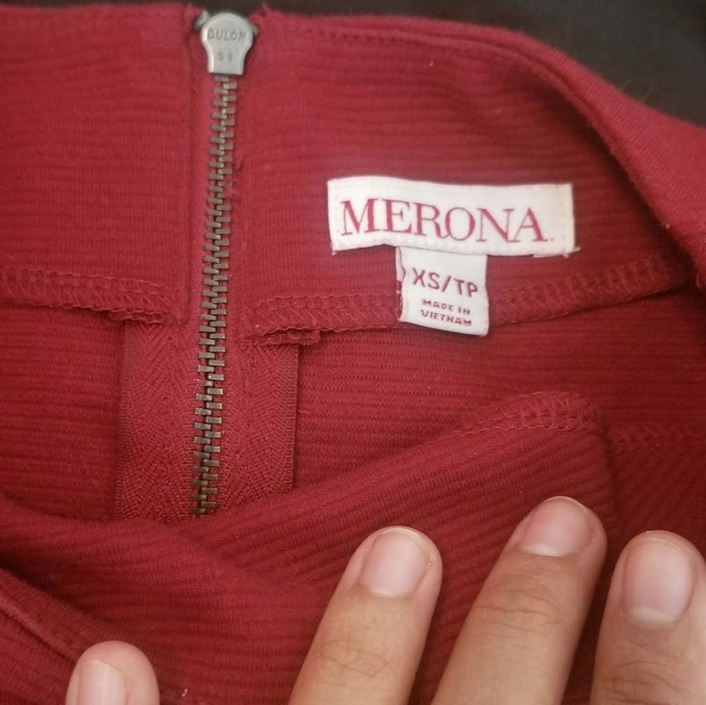 Top - Picture 3 of 4